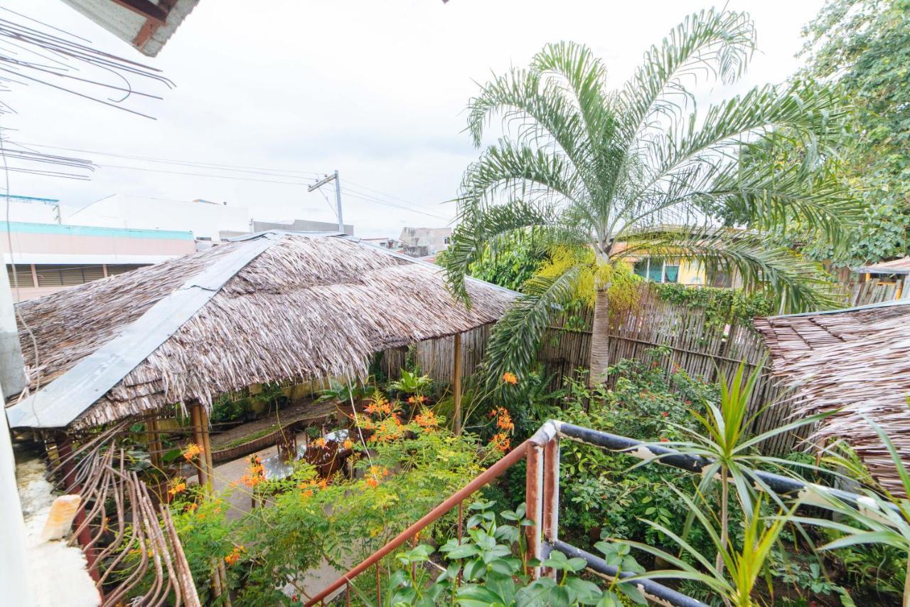 Reddoorz @ N Roldan Street Hotel Kalibo Exterior foto